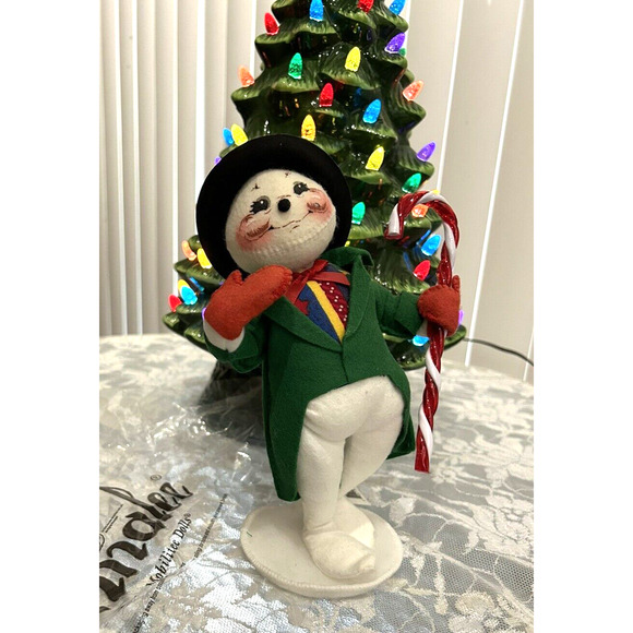 - Annalee Dolls Christmas 9 Inch Male Snowman in Top Hat - Picture 3 of 7